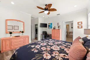 12501 Cinqueterre Dr, Venice, FL 34293 - Photo 17