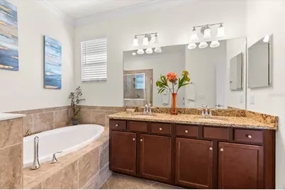 12501 Cinqueterre Drive, Venice, FL 34293 - Photo 19