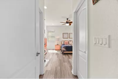 12501 Cinqueterre Drive, Venice, FL 34293 - Photo 5