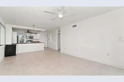 777 John Ringling Boulevard #2, Sarasota, FL 34236 - Photo 11
