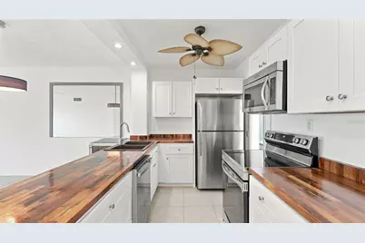 777 John Ringling Boulevard #2, Sarasota, FL 34236 - Photo 15