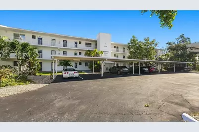 777 John Ringling Boulevard #2, Sarasota, FL 34236 - Photo 5