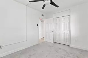 777 John Ringling Blvd, Sarasota, FL 34236 - Photo 25