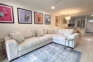 954 La Costa Cir, Sarasota, FL 34237 - Photo 1