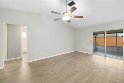 3905 Sandpointe Drive, Bradenton, FL 34205 - Photo 11
