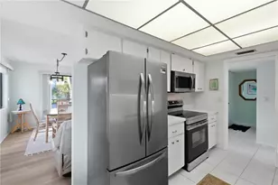 1555 Tarpon Center Dr, Venice, FL 34285 - Photo 21