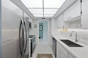 1555 Tarpon Center Dr, Venice, FL 34285 - Photo 27