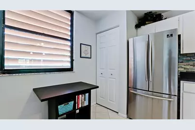 122 Wild Palm Drive #122, Bradenton, FL 34210 - Photo 9