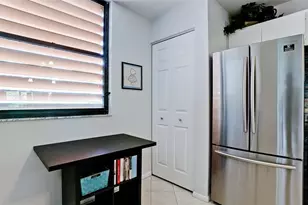 122 Wild Palm Dr, Bradenton, FL 34210 - Photo 9