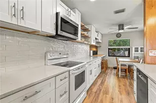 410 72nd St NW, Bradenton, FL 34209 - Photo 13