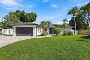 410 72nd St NW, Bradenton, FL 34209 - Photo 3