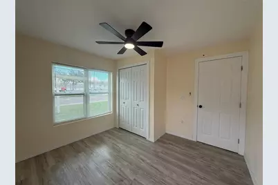 5680 28th Street N #D5, Saint Petersburg, FL 33714 - Photo 7