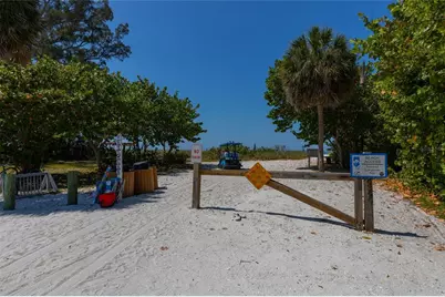 7094 Longboat Drive E, Longboat Key, FL 34228 - Photo 11