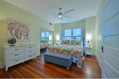 2408 Hillview Street, Sarasota, FL 34239 - Photo 9