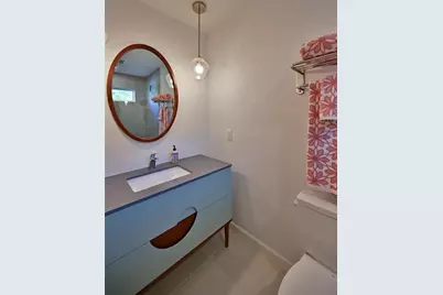 2408 Hillview Street, Sarasota, FL 34239 - Photo 13