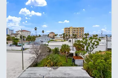 13418 1st Street E, Madeira Beach, FL 33708 - Photo 3
