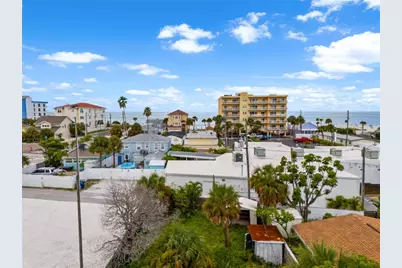 13418 1st Street E, Madeira Beach, FL 33708 - Photo 5