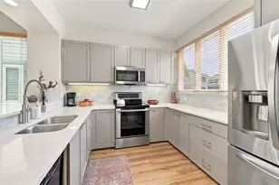 539 Forest Way, Longboat Key, FL 34228 - Photo 21