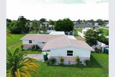 160 Francis Drive NE, Port Charlotte, FL 33952 - Photo 5