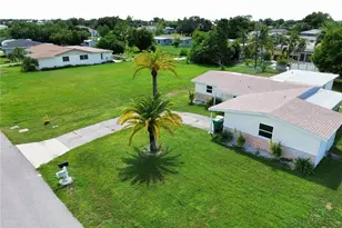 160 Francis Dr NE, Port Charlotte, FL 33952 - Photo 21