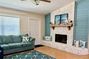 641 Hancock Ave, Sarasota, FL 34232 - Photo 3