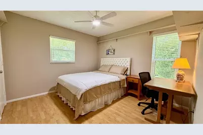 641 Hancock Avenue, Sarasota, FL 34232 - Photo 11