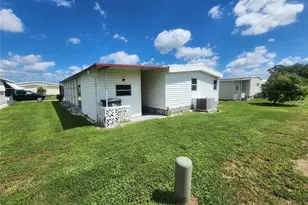 808 53rd Ave E, Bradenton, FL 34203 - Photo 3