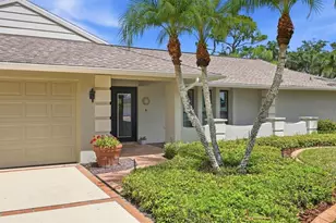 4865 Greywood Ln, Sarasota, FL 34235 - Photo 3