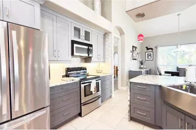 8723 S Lake Circle, Fort Myers, FL 33908 - Photo 5