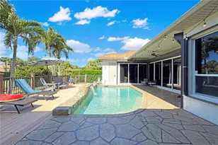 8723 S Lake Cir, Fort Myers, FL 33908 - Photo 37