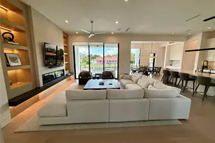 510 Golf Links Ln, Longboat Key, FL 34228 - Photo 11
