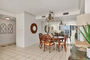 1212 Benjamin Franklin Dr, Sarasota, FL 34236 - Photo 15