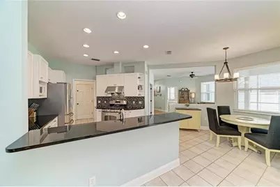 12105 Beeflower Drive, Lakewood Ranch, FL 34202 - Photo 9