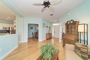 12105 Beeflower Dr, Lakewood Ranch, FL 34202 - Photo 7