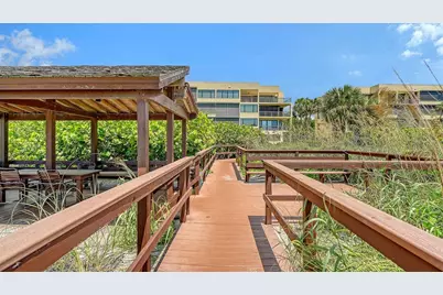 5461 Gulf Of Mexico Drive #304, Longboat Key, FL 34228 - Photo 49