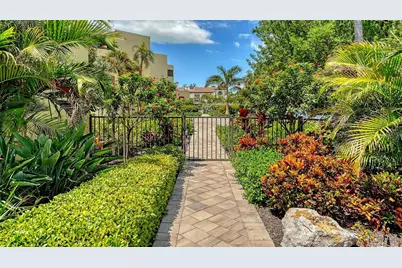 5461 Gulf Of Mexico Drive #304, Longboat Key, FL 34228 - Photo 41