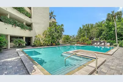 5461 Gulf Of Mexico Drive #304, Longboat Key, FL 34228 - Photo 39