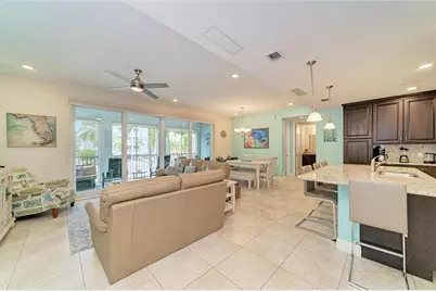 391 Aruba Circle #101, Bradenton, FL 34209 - Photo 7