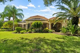 7047 Vilamoura Pl, Lakewood Ranch, FL 34202 - Photo 35