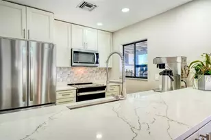 1638 Starling Dr, Sarasota, FL 34231 - Photo 57