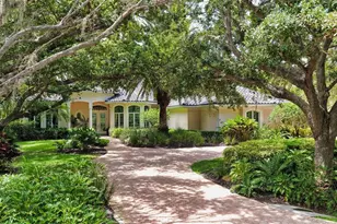 402 Macewen Dr, Osprey, FL 34229 - Photo 3