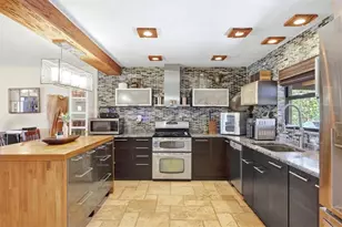 624 St Andrews Dr, Sarasota, FL 34243 - Photo 23