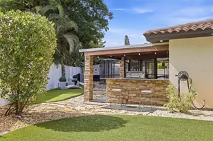 624 St Andrews Dr, Sarasota, FL 34243 - Photo 47