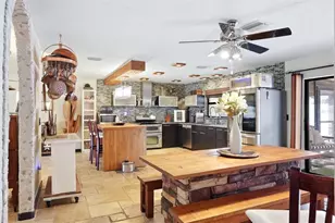 624 St Andrews Dr, Sarasota, FL 34243 - Photo 17