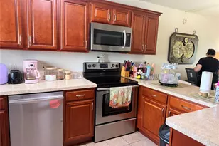 6033 34th Street W, Bradenton, FL 34210 - Photo 7
