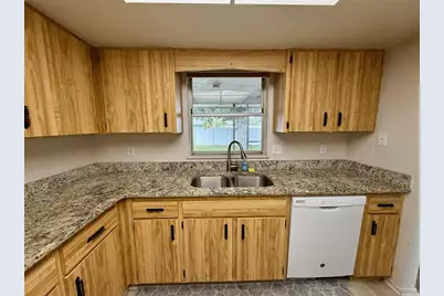 5109 Medalist Road, Sarasota, FL 34243 - Photo 7