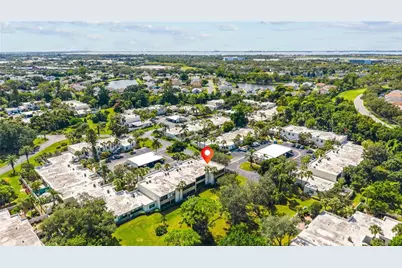 521 Lakeside Drive, Bradenton, FL 34210 - Photo 1