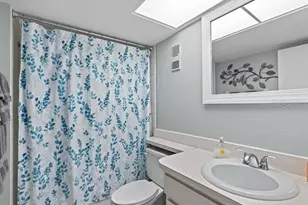 7364 Cloister Dr, Sarasota, FL 34231 - Photo 23