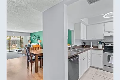 7364 Cloister Drive #7364, Sarasota, FL 34231 - Photo 3