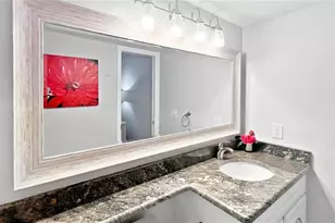 1741 Southwood St, Sarasota, FL 34231 - Photo 11